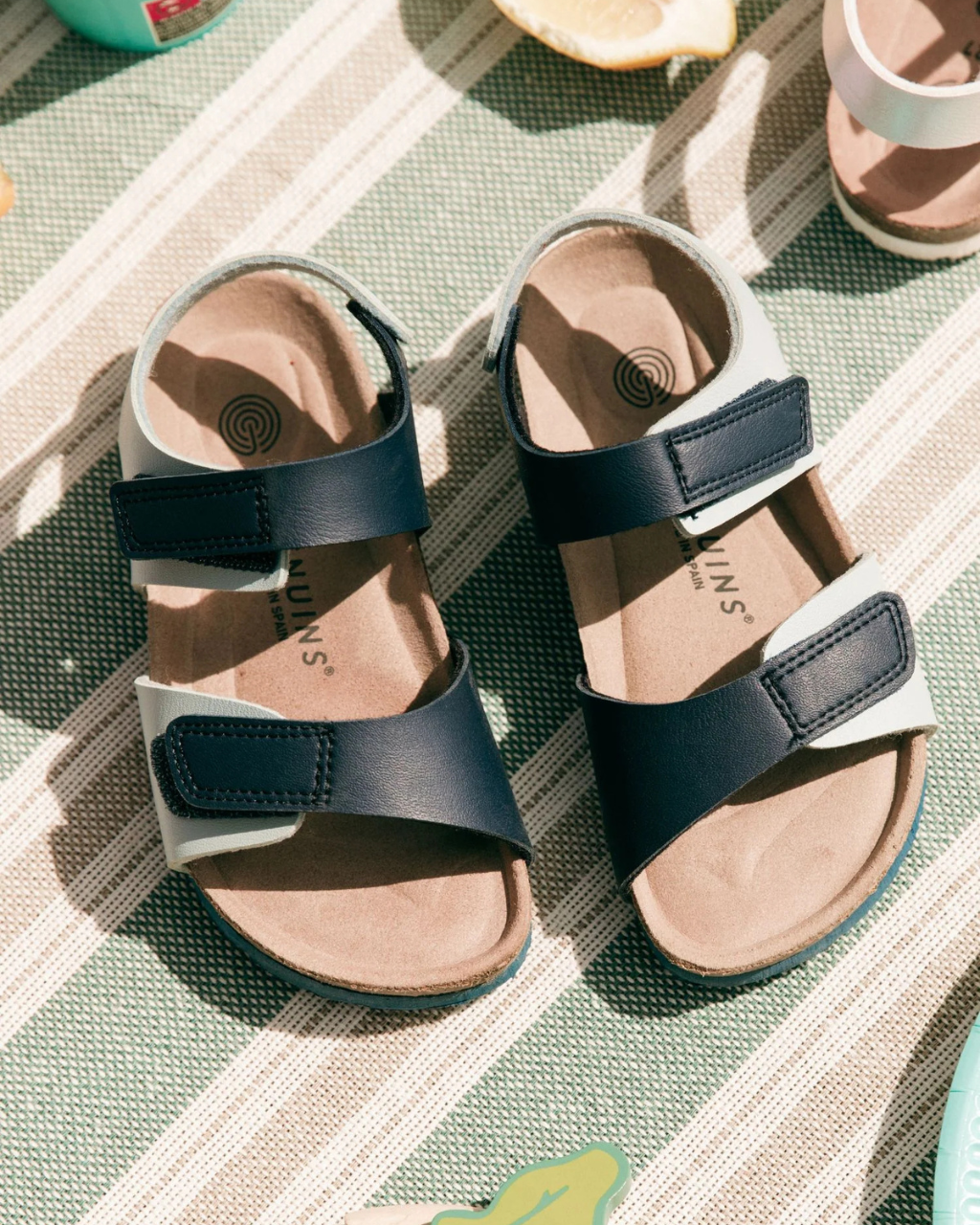 Model wears Bimbo Multi Sky