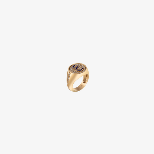 OULA — 18K GOLD, DIAMOND & ENAMEL LETTER SIGNET RING