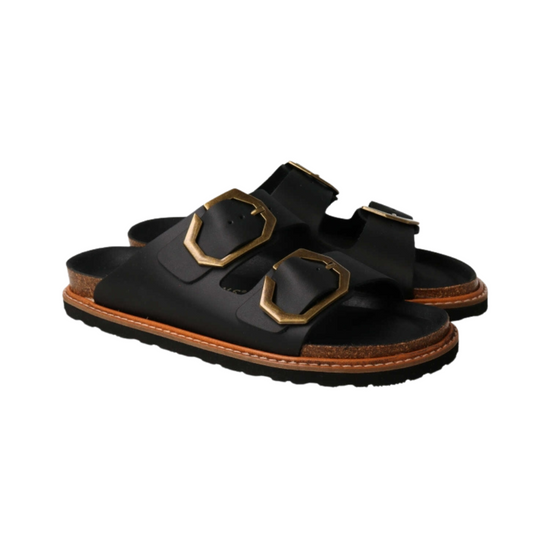 Model wears Galia Leather Black