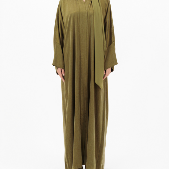 Model wears Bamboo | Lime