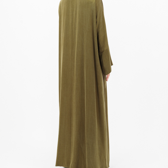 Model wears Bamboo | Lime