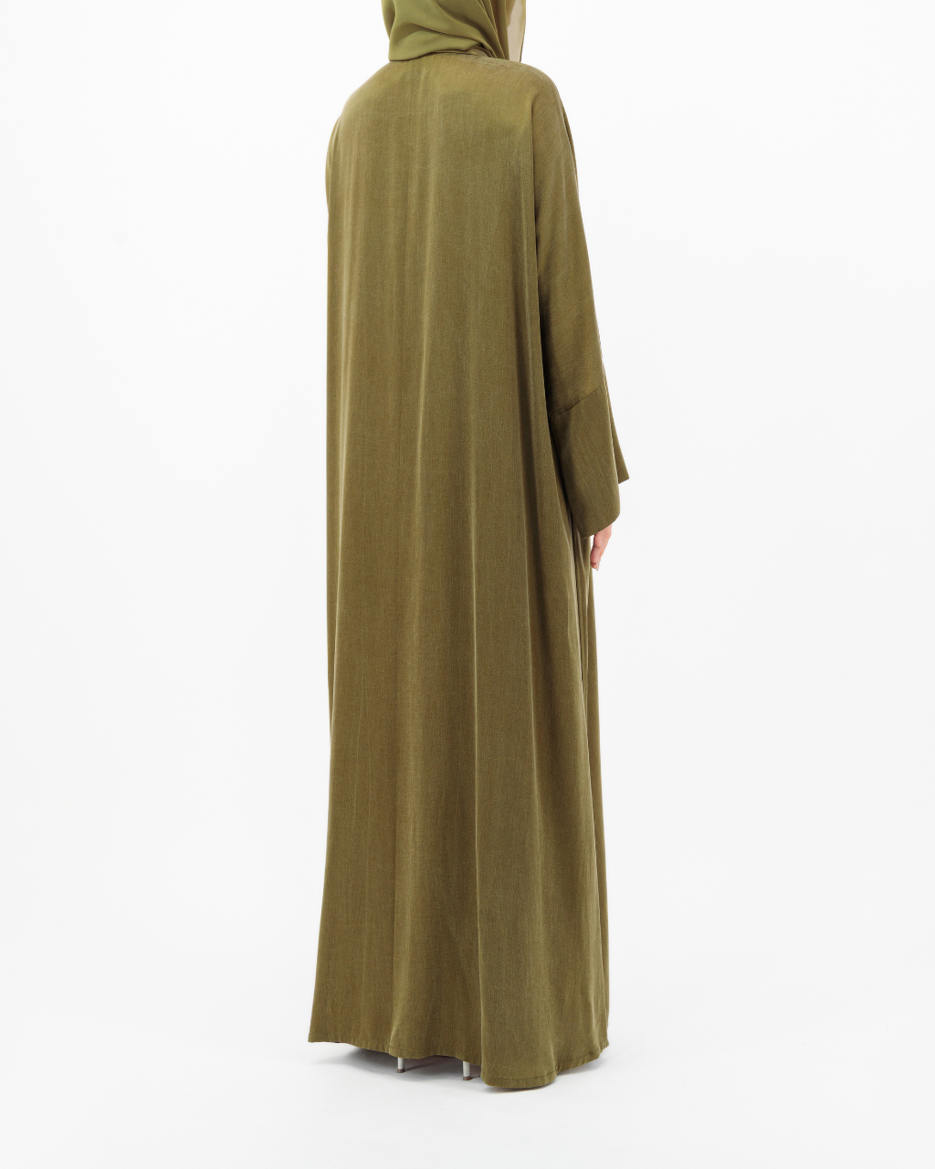 Model wears Bamboo | Lime