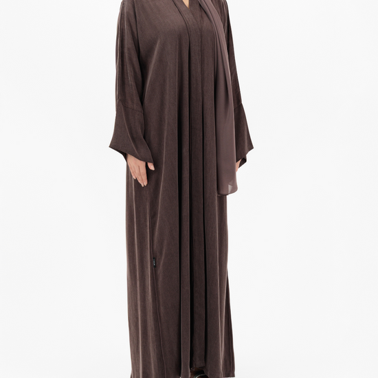 Model wears Bamboo | Pale Pink