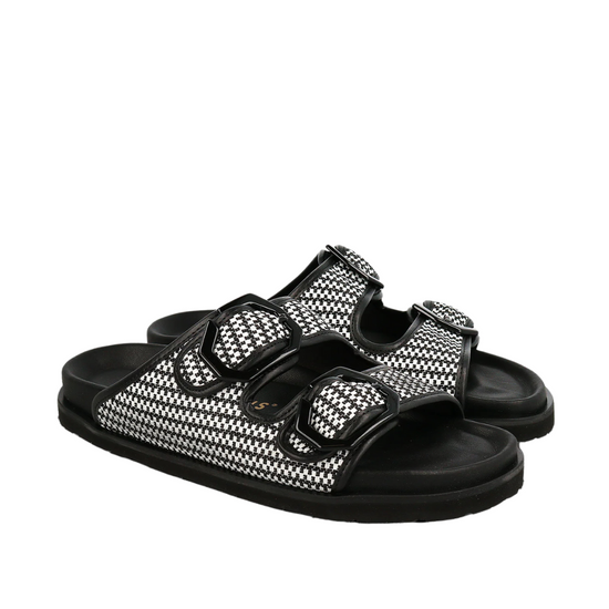 Model wears Galia Rafia Black and White