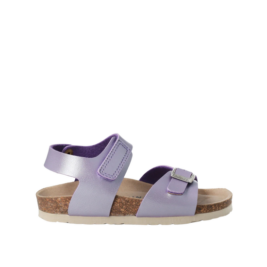 Model wears Melos Shiny Purple