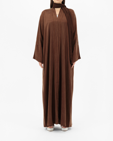 Model wears Bamboo | Bronze