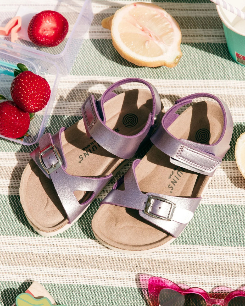 Model wears Melos Shiny Purple