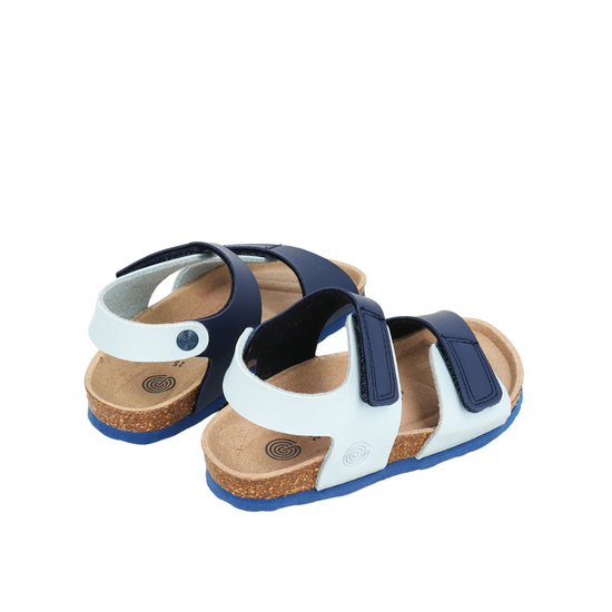 Model wears Bimbo Multi Sky