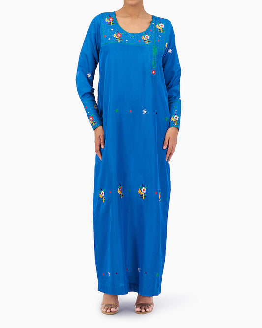 Model wears Blue Mkhawar