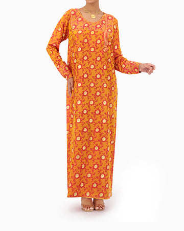 Model wears Orange Mkhawar