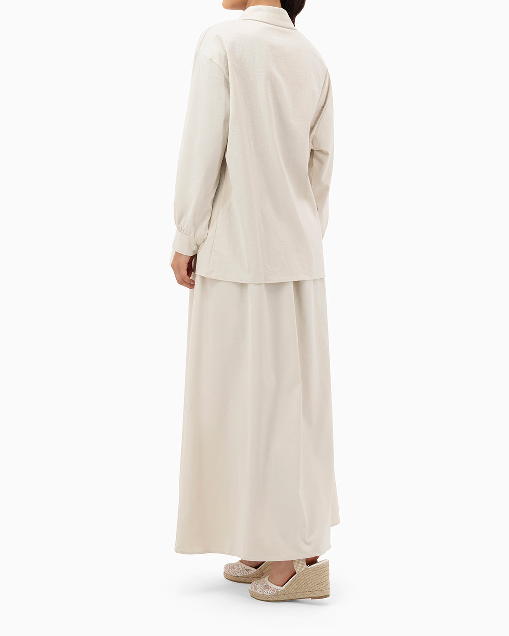 Model wears Beige Flower Set