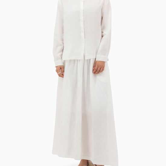 Model wears White Set