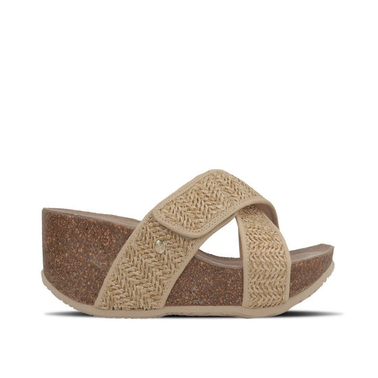 Model wears Benicasim Beige Sandal