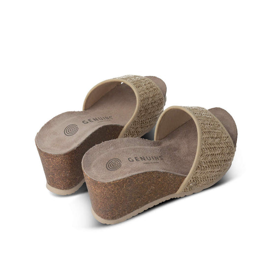 Model wears Daylis Beige Sandal