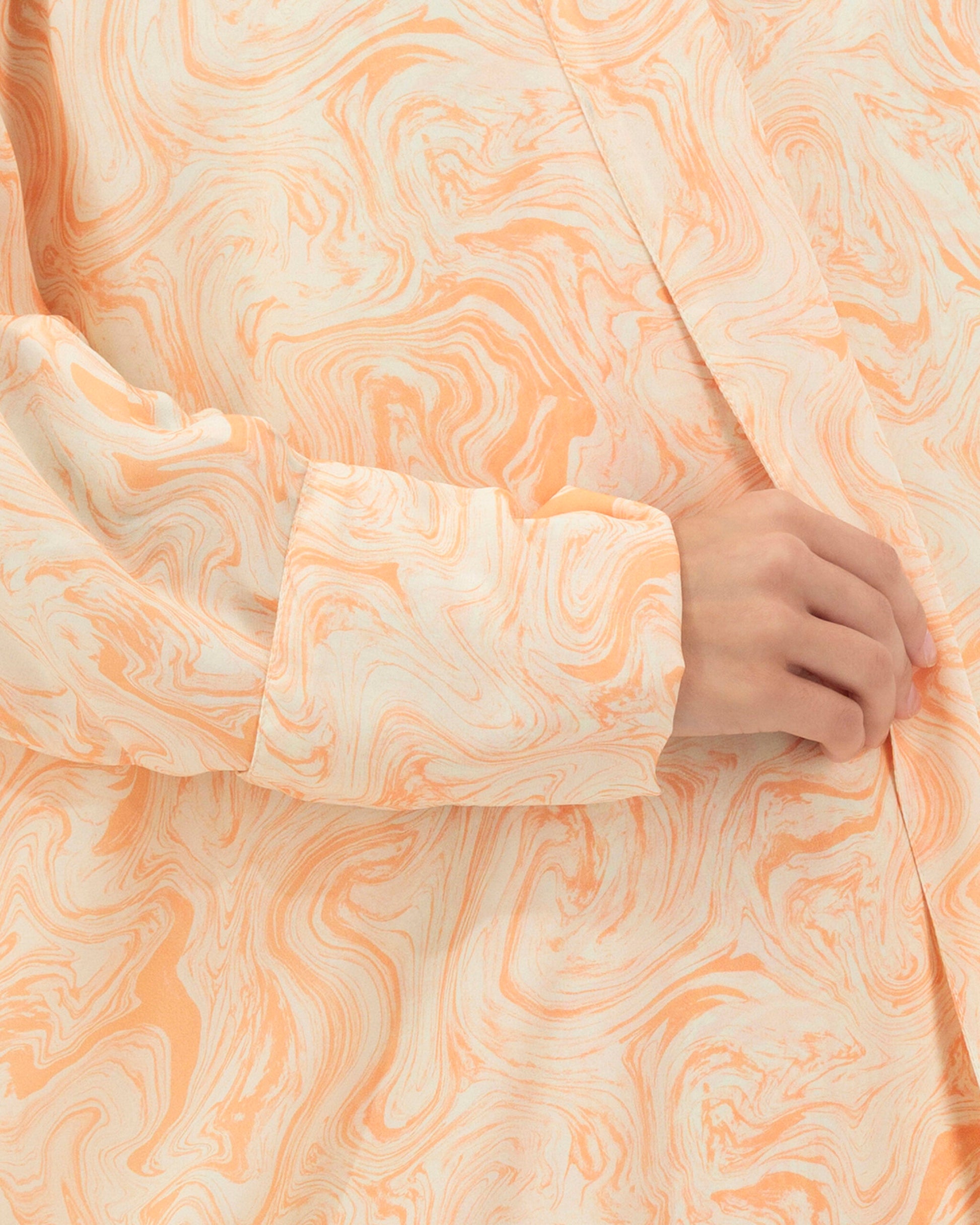 Model wears Abaya | Orange