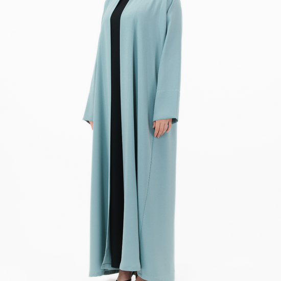 Model wears Essential Matte | Cloud