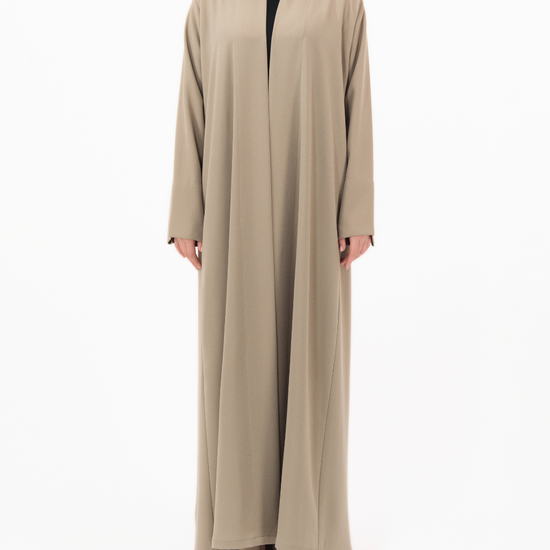 Model wears Essential Matte | Gold