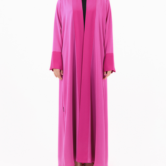 Model wears Essential Shiny | Pink