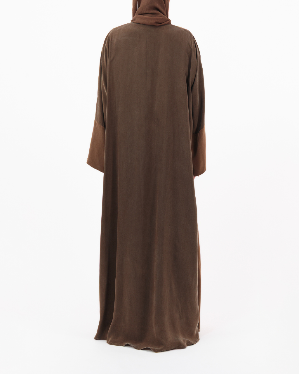 Model wears Silk | Brown