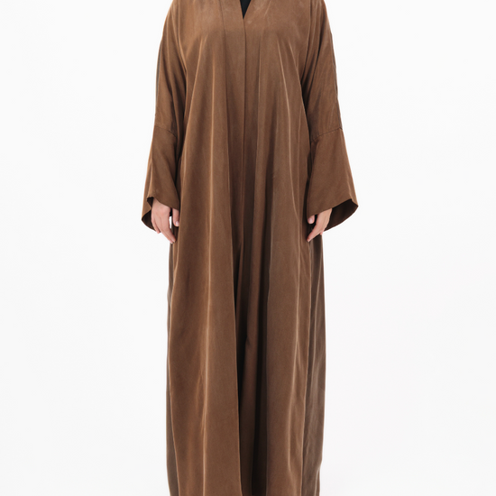 Model wears Silk | Brown