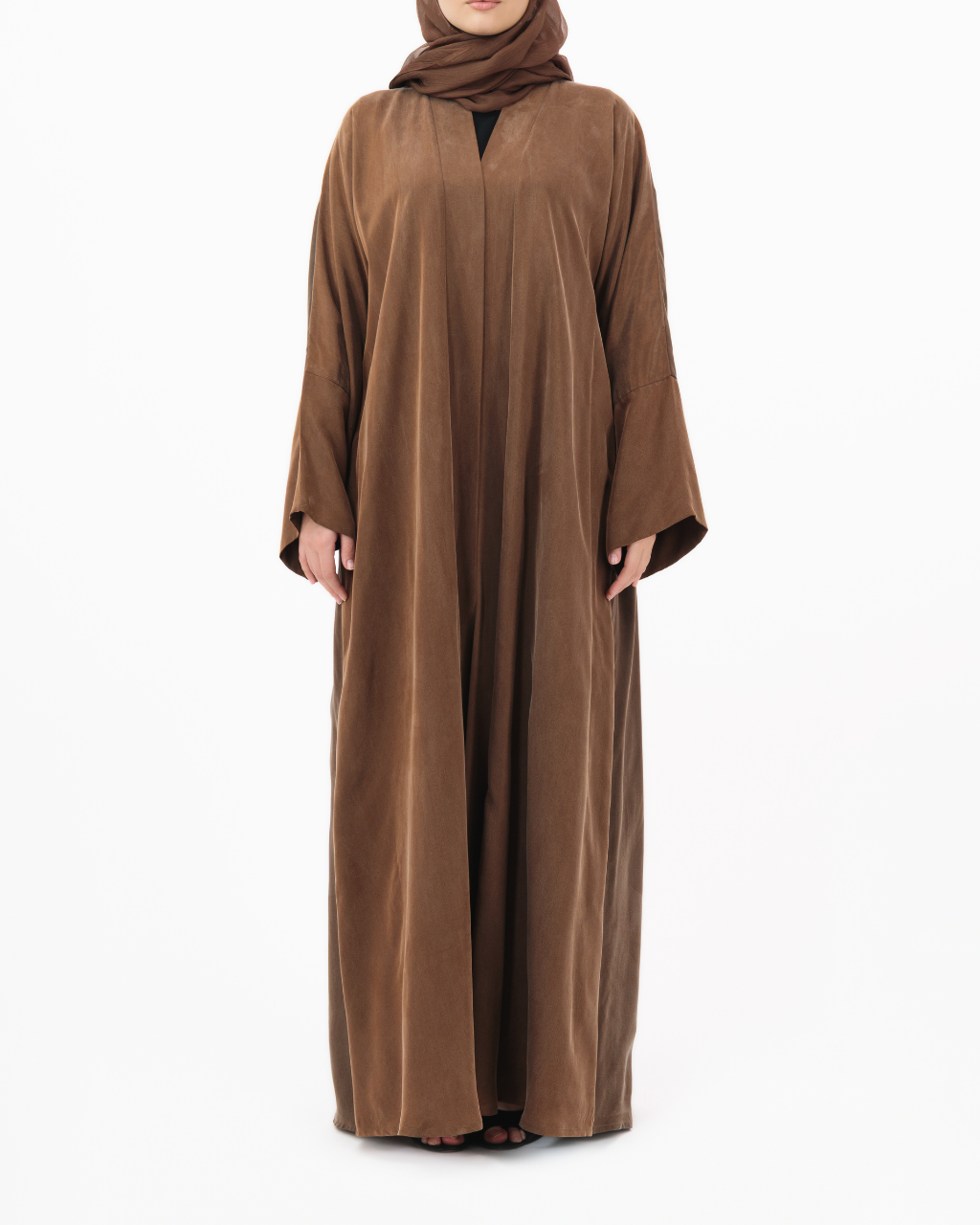 Model wears Silk | Brown