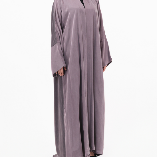 Model wears Silk | Dusty Lavender