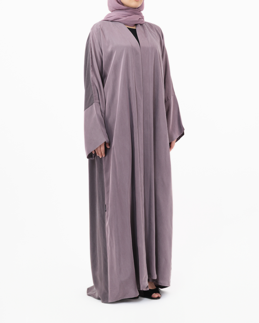 Model wears Silk | Dusty Lavender