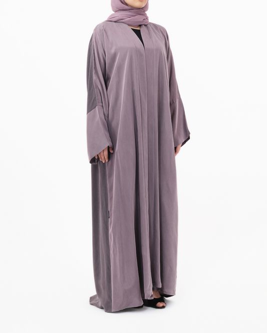 Model wears Silk | Dusty Lavender