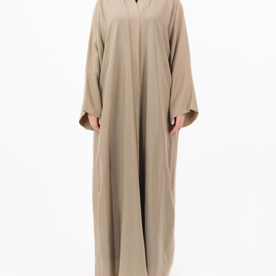 Model wears Silk | Beige