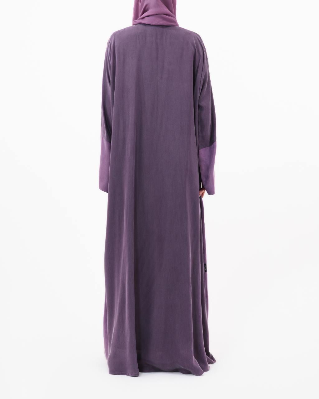 Model wears Silk | Antler