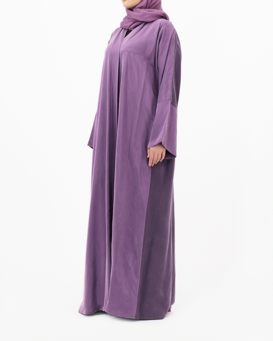 Model wears Silk | Antler