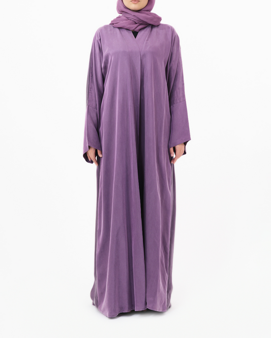 Model wears Silk | Antler