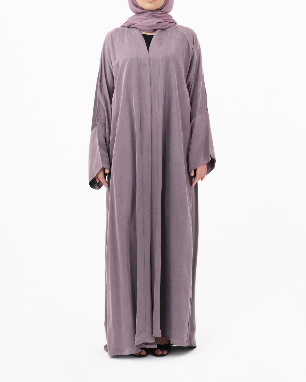 Model wears Silk | Dusty Lavender