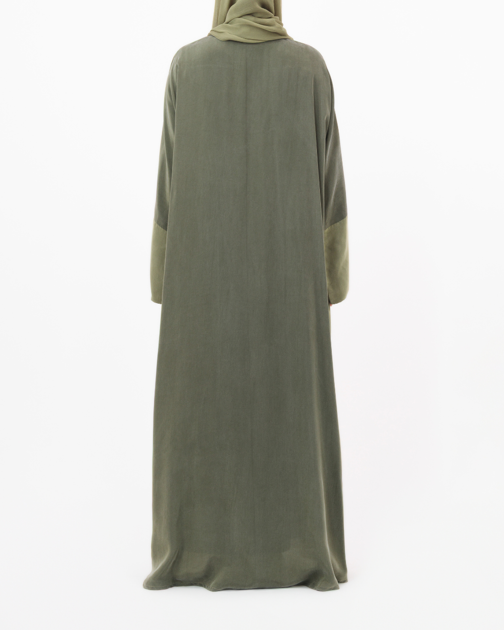 Model wears Silk | Pale Green