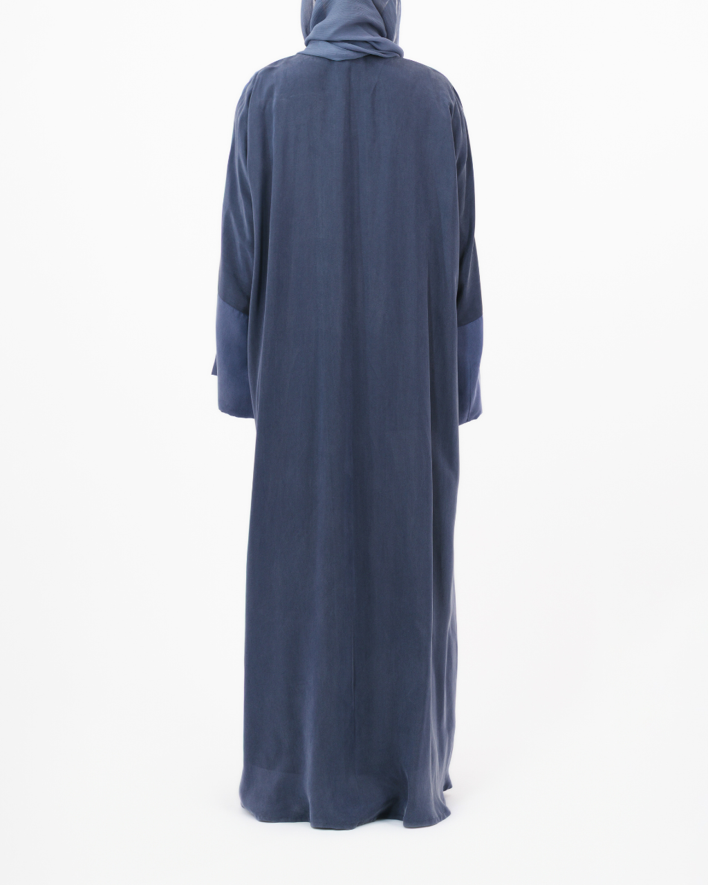 Model wears Silk | Moonlight Blue