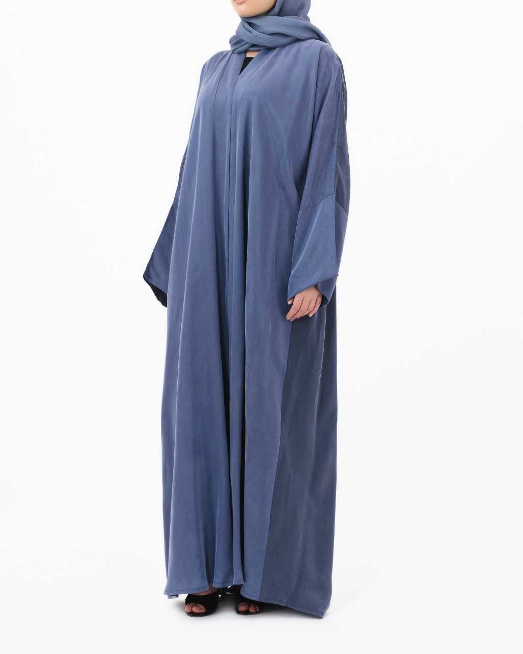 Model wears Silk | Moonlight Blue