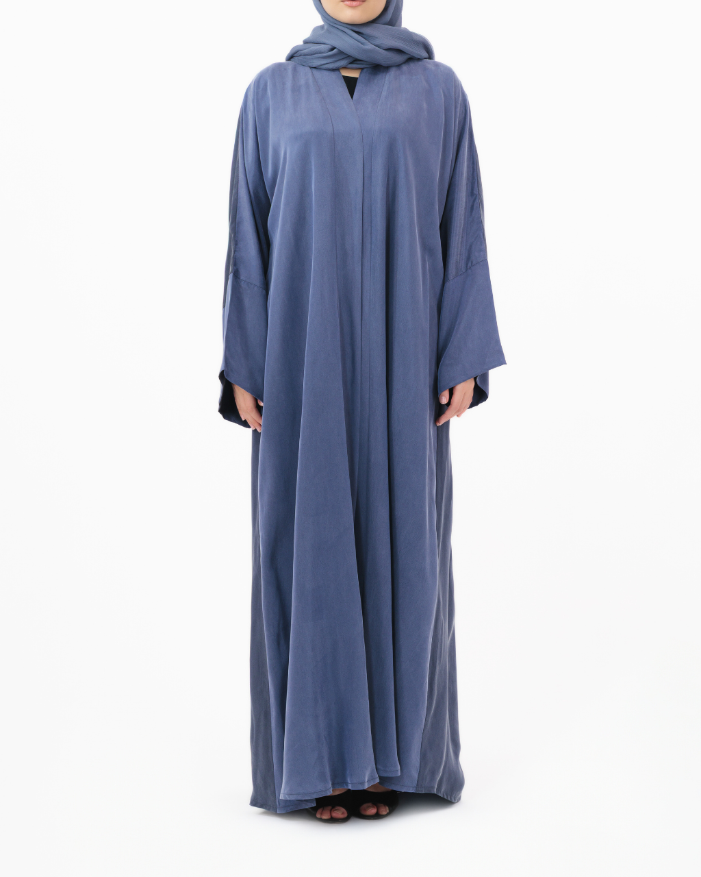 Model wears Silk | Moonlight Blue