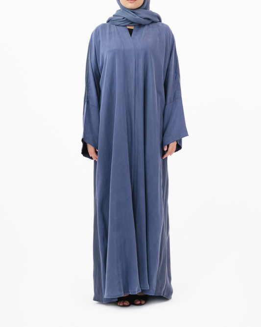 Model wears Silk | Moonlight Blue