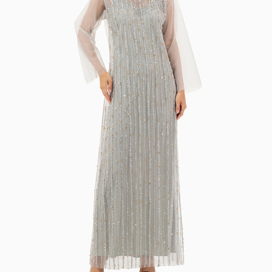 Model wears Dress | Grey