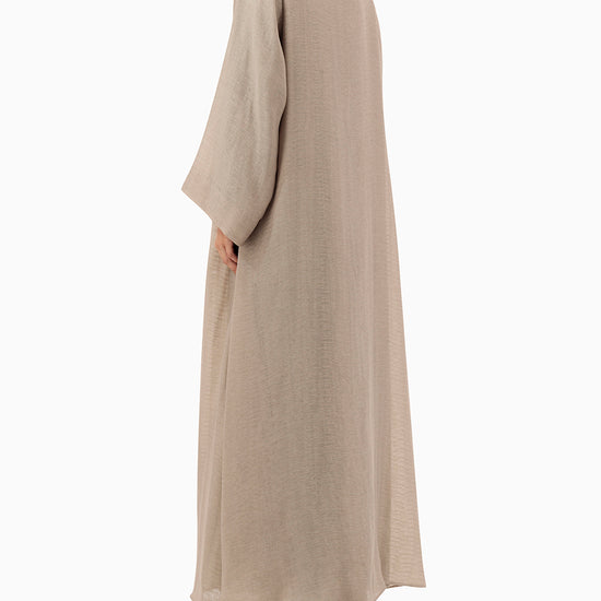 Model wears Abaya | Mauve