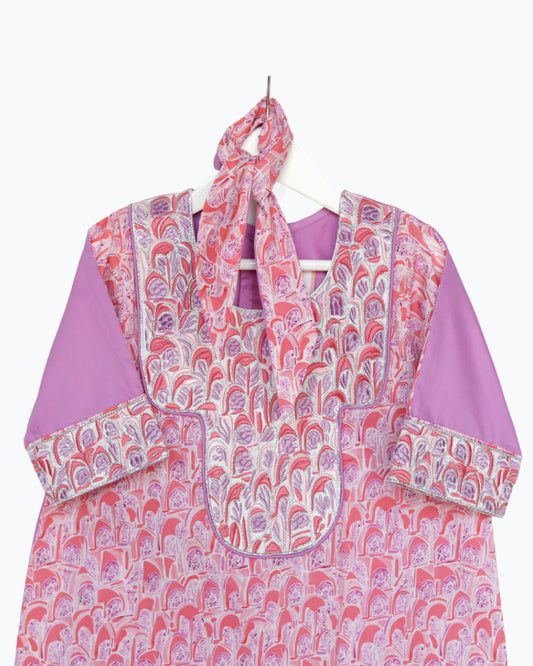 Model wears Arch Kandora Red & Purple