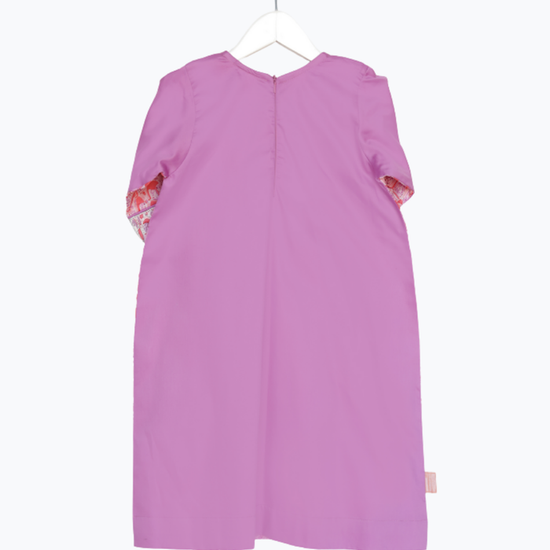 Model wears Arch Kandora Red & Purple