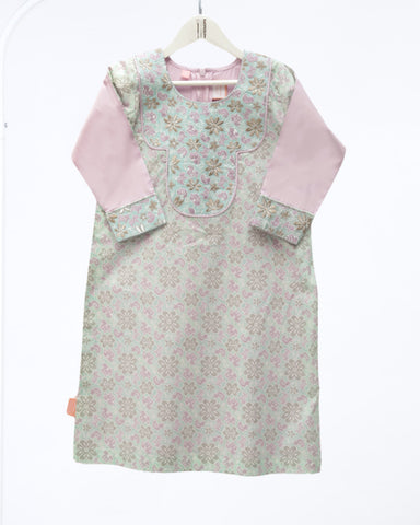 Lilac And Green Hyde Park