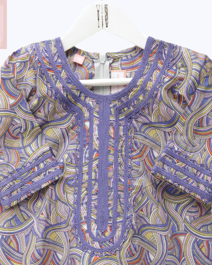 Model wears Purple Lines Hudoob