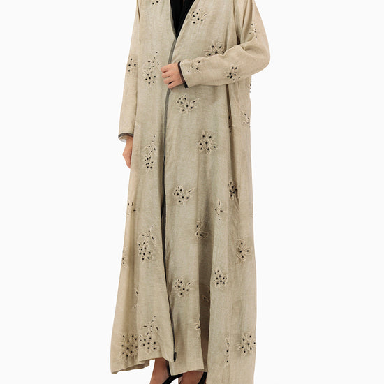 Model wears Abaya | Beige