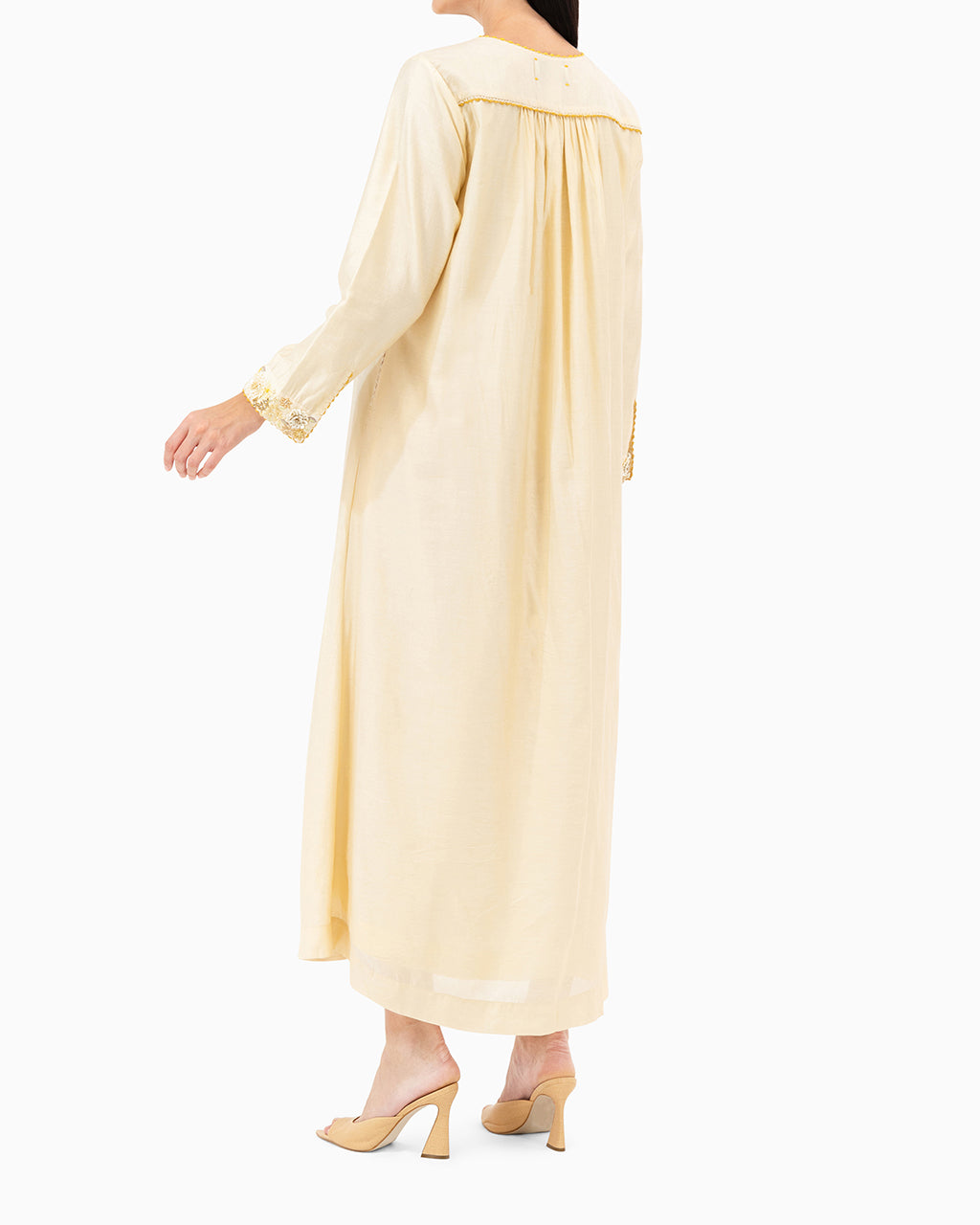 Model wears Spoon Beige