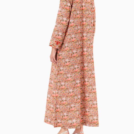 Model wears Overlap Pink Peache