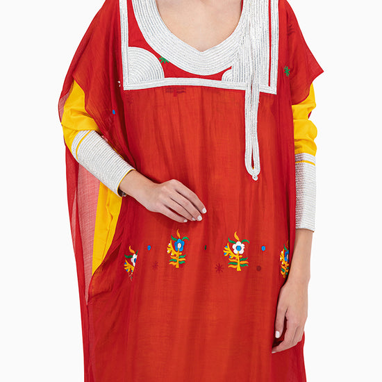 Model wears Yellow Talli With Red Thob