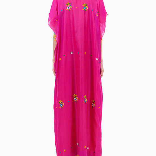 Model wears Orange Bird With Pink Thob