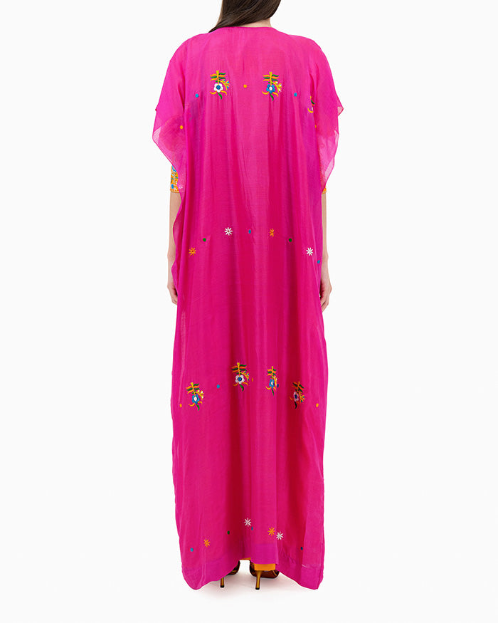 Model wears Orange Bird With Pink Thob